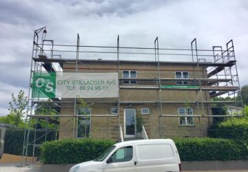 Facadestillads - Udlejning & opsætning af stilladser i Aalborg, Randers & Aarhus